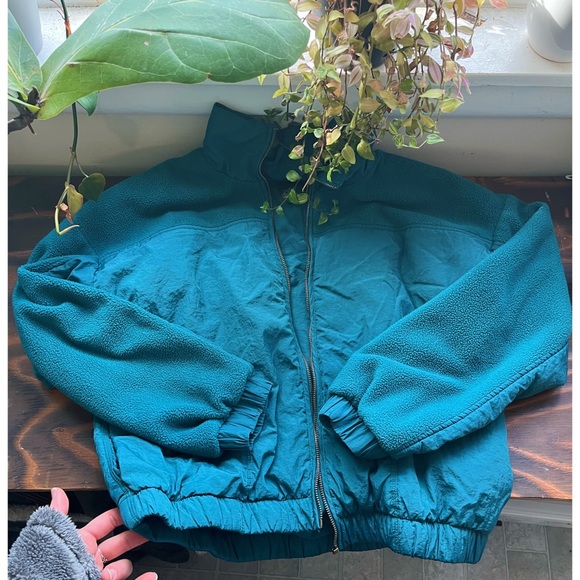 Windbreaker - Picture 2 of 2